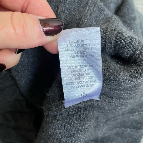Theory 'Lanola' Gray Cashmere Turtleneck Sweater Size XS - Picture 11 of 12